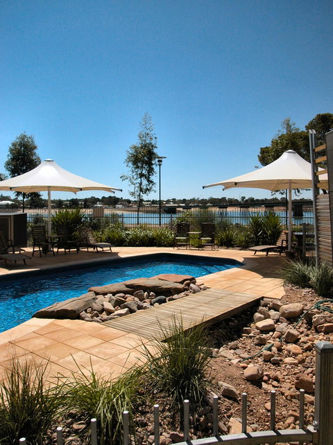 Majestic Oasis Apartments - Goulburn Accommodation 8