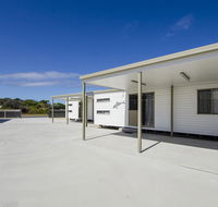 Rocks Retreat Cabin - Dolphin - Goulburn Accommodation