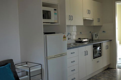 Emu Bay Holiday Homes - Goulburn Accommodation 28