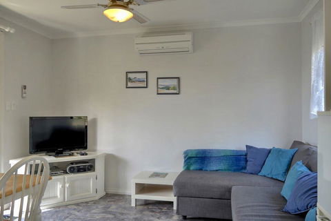 Emu Bay Holiday Homes - Goulburn Accommodation 1