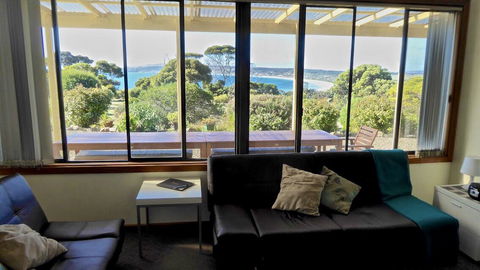 Emu Bay Holiday Homes - Goulburn Accommodation 9