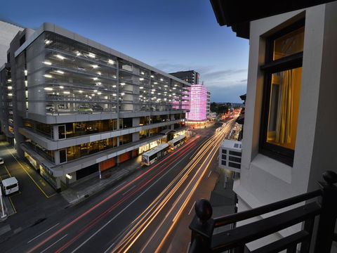 Mansions On Pulteney - Goulburn Accommodation 6