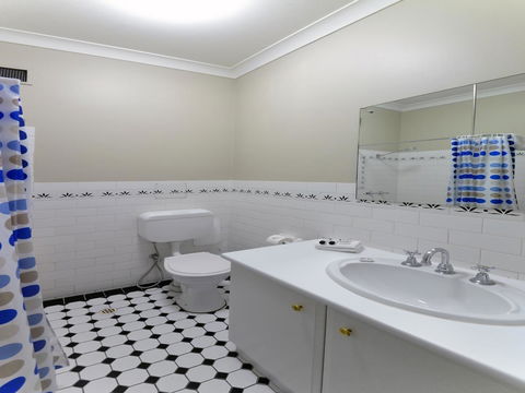 Mansions On Pulteney - Goulburn Accommodation 7