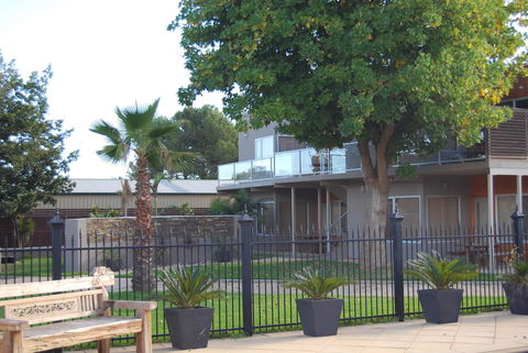 Barossa Valley Apartments - Goulburn Accommodation 1