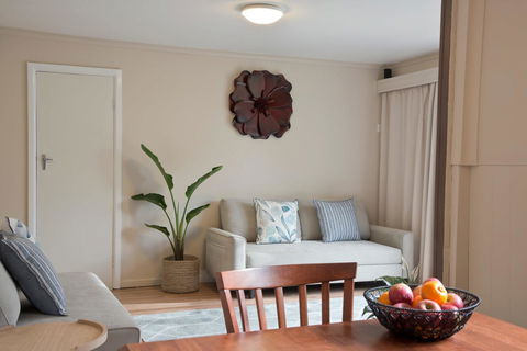 29 Jane - Goulburn Accommodation 10