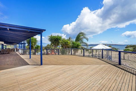 Doyles On The Bay - Goulburn Accommodation 9