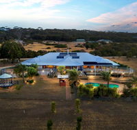 Doyles on the Bay - Goulburn Accommodation