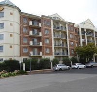 Adelaide City Apartment - 3br 2bath  Carpark - Goulburn Accommodation