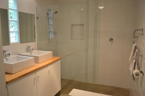 Tin House In Tanunda - Goulburn Accommodation 5