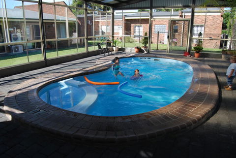 Arkana Motor Inn & Terrace Apartments - Goulburn Accommodation 2