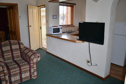 Arkana Motor Inn & Terrace Apartments - Goulburn Accommodation 35