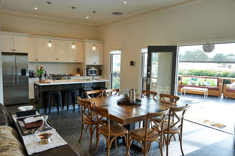 Barossa Bed & Breakfast - Goulburn Accommodation 7