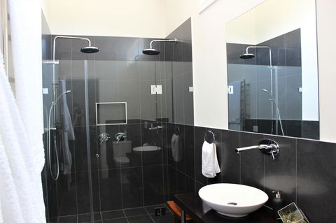 Barossa Bed & Breakfast - Goulburn Accommodation 5
