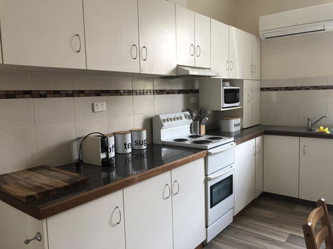 Olive\'s Cottage - Goulburn Accommodation 3
