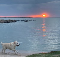 Hydeaway Bay - Own private bay  Kayaks - Goulburn Accommodation