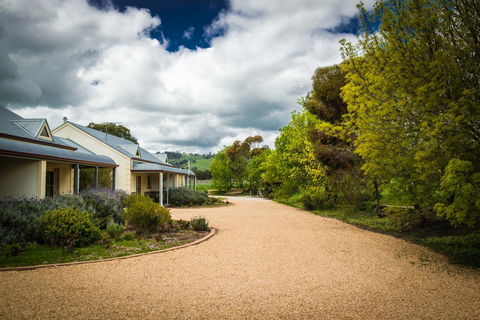 Barossa Vineyard Cottages - Goulburn Accommodation 38