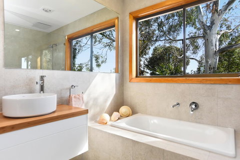Port Of Call - Port Willunga - C21 SouthCoast Holidays - Goulburn Accommodation 8