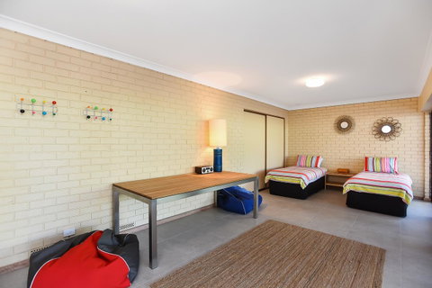 Port Of Call - Port Willunga - C21 SouthCoast Holidays - Goulburn Accommodation 21