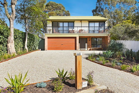 Port Of Call - Port Willunga - C21 SouthCoast Holidays - Goulburn Accommodation 1
