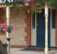 Jacaranda Cottage - Goulburn Accommodation