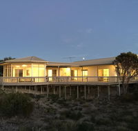 White Sands Holiday Retreat - Goulburn Accommodation