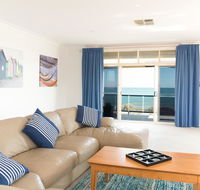 Seaview Sunset Holiday Apartments - Goulburn Accommodation