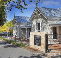 Grandview Homes Accommodation - The Adelaide - Goulburn Accommodation