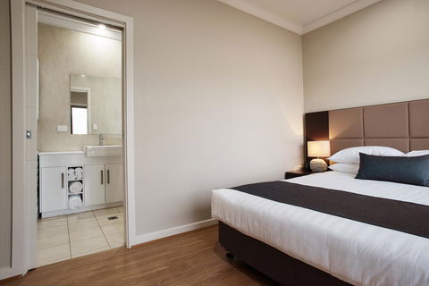 Renmark Holiday Apartments - Goulburn Accommodation 8