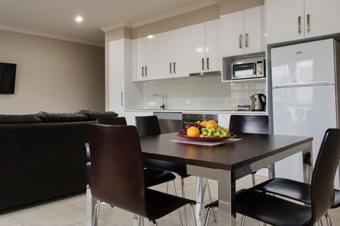 Renmark Holiday Apartments - Goulburn Accommodation 2