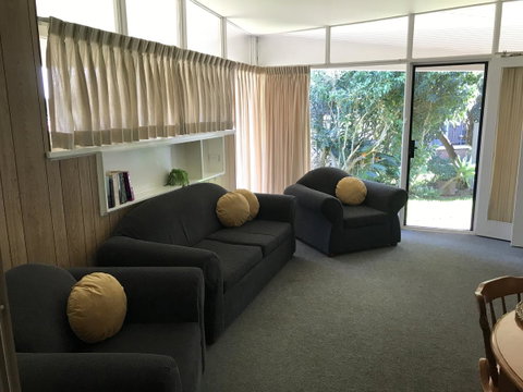 OCEAN BREEZE MOTEL - Goulburn Accommodation 12