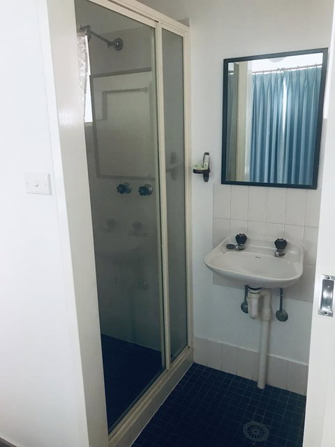 OCEAN BREEZE MOTEL - Goulburn Accommodation 7