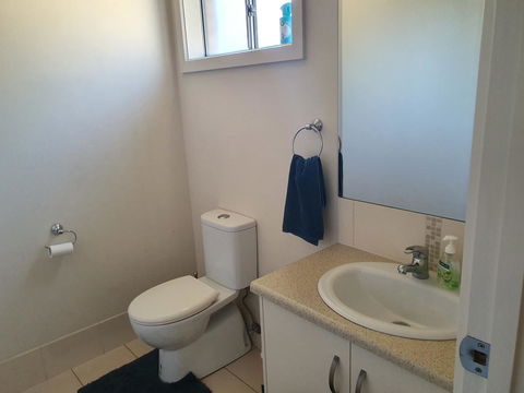 Explore Adelaide, Gawler, The Barossa And Clare Valleys All-in-one - Goulburn Accommodation 9