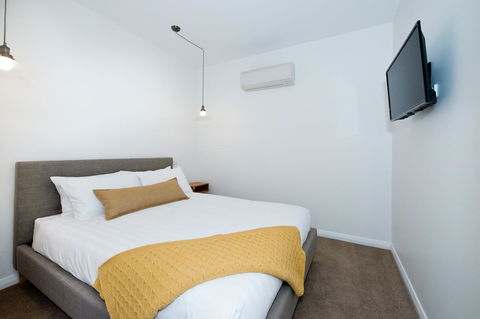 Loxton Courthouse Apartments - Goulburn Accommodation 13