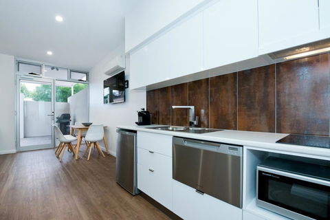 Loxton Courthouse Apartments - Goulburn Accommodation 19