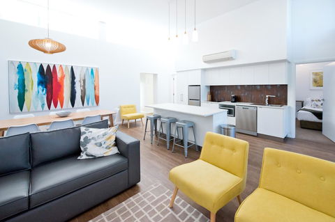 Loxton Courthouse Apartments - Goulburn Accommodation 5