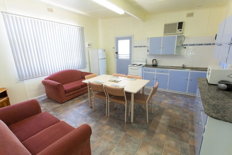 Modra\'s Apartments - Goulburn Accommodation 1