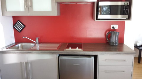 Boat Haven Studios - Goulburn Accommodation 11