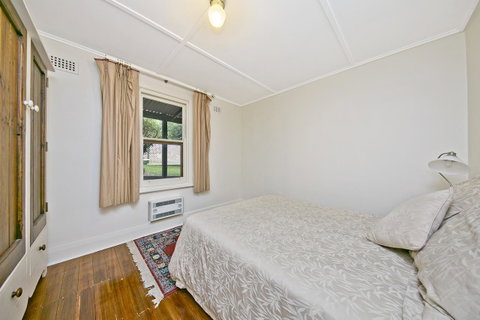 Vineyard Cottage BnB - Goulburn Accommodation 18