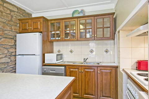 Vineyard Cottage BnB - Goulburn Accommodation 5