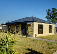DBJ Holiday Units - Goulburn Accommodation