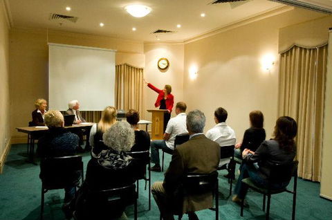 Loxton Community Hotel Motel - Goulburn Accommodation 30