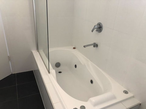 Beachview - Goulburn Accommodation 21