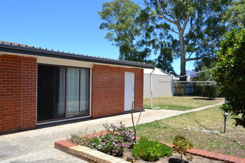 Prospect Holiday House - Goulburn Accommodation 7