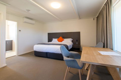 Mick O\'Sheas - Goulburn Accommodation 29