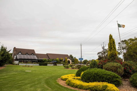 Mick O\'Sheas - Goulburn Accommodation 35