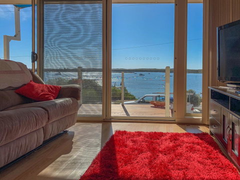 Seascape - Goulburn Accommodation 3