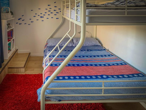 Seascape - Goulburn Accommodation 12