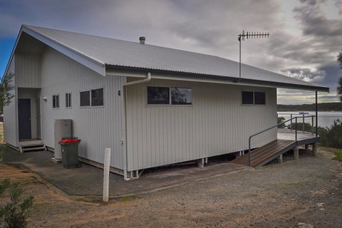 Rest A Shore Coffin Bay - Goulburn Accommodation 12