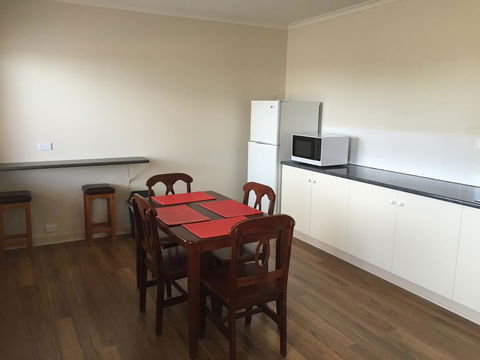 Blue Lake Motel - Goulburn Accommodation 26