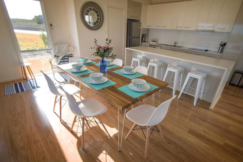 Villa Serra - Goulburn Accommodation 2
